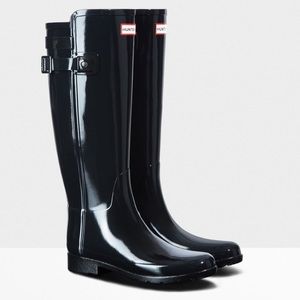 Hunter Refined glossy black rain boots with strap gloss shiny winter boot